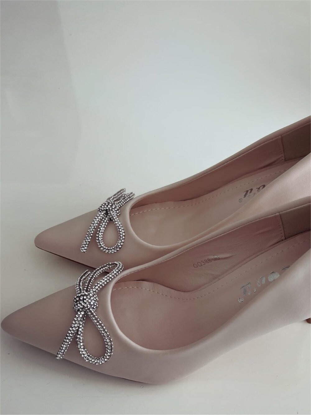 Cream Heels - P10 - Image 3