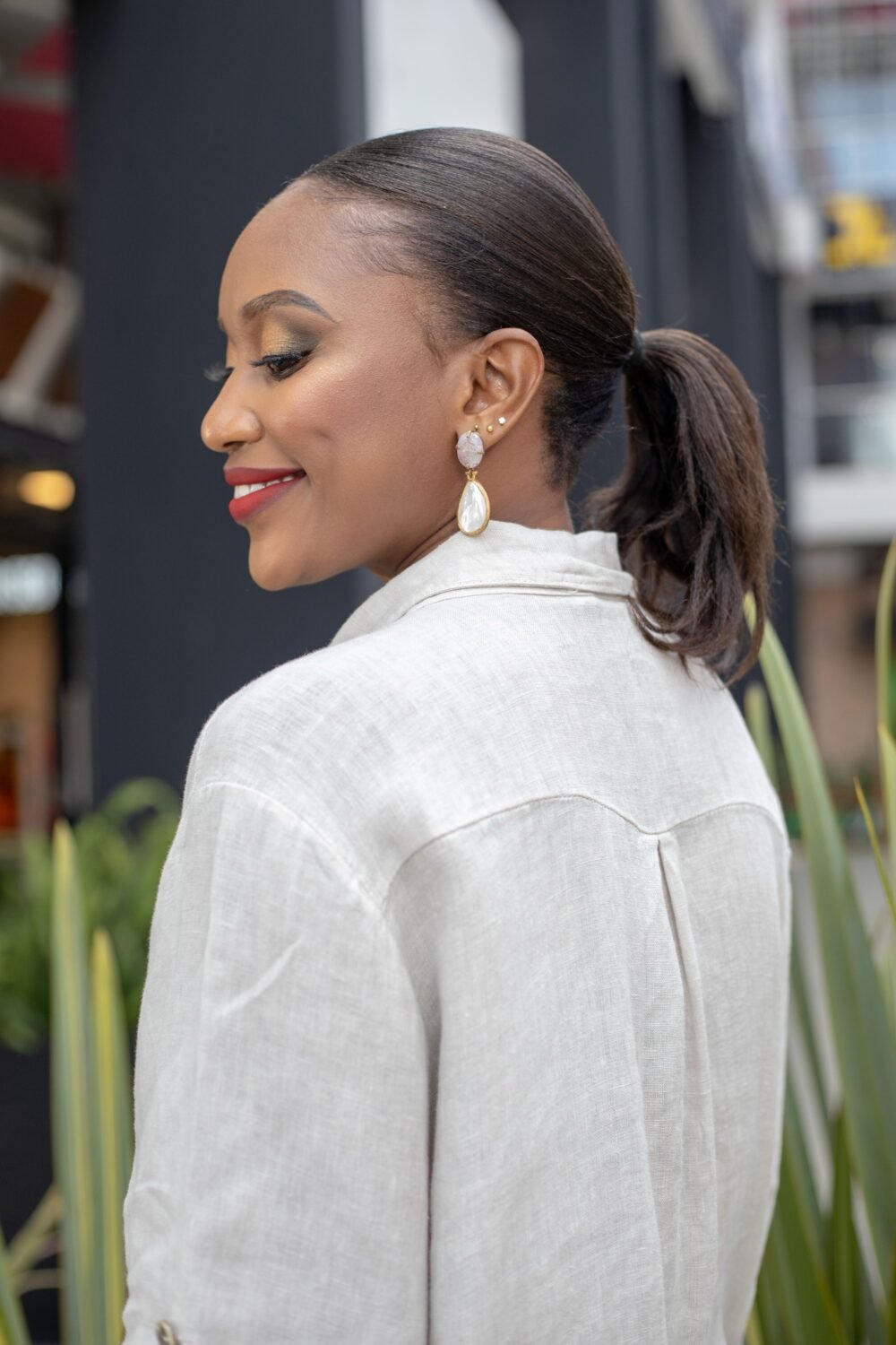 Earrings: A9