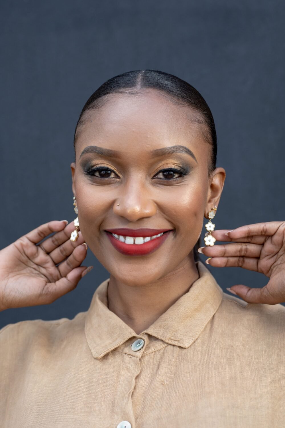 Nude Clover earrings - Image 3