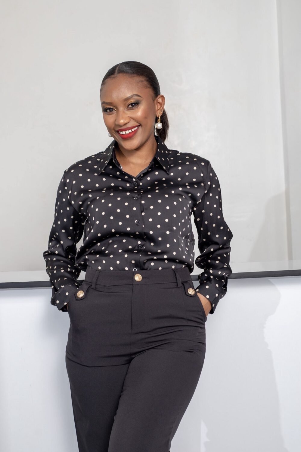Polka dot blouse : D09