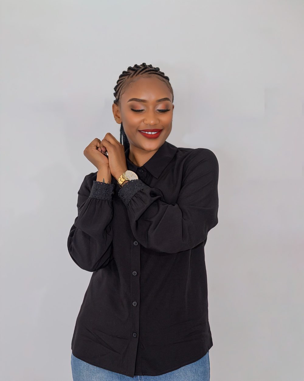 Black detailed blouse M18
